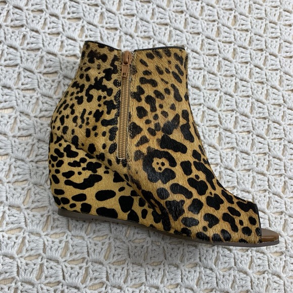 Naughty Monkey Women Brown Wedges Size 8 Upper Leather Animal‎ Leopard Print - Picture 4 of 10